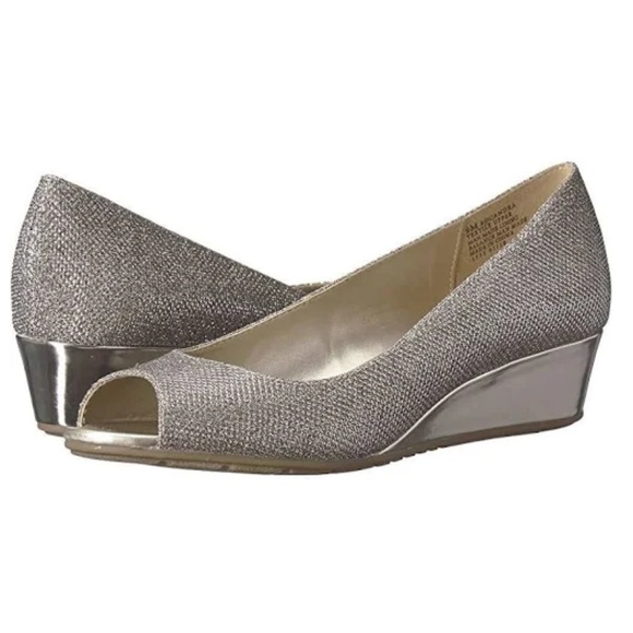 Bandolino Shoes - Bandolino "Candra"  Silver Open-Toed Wedge